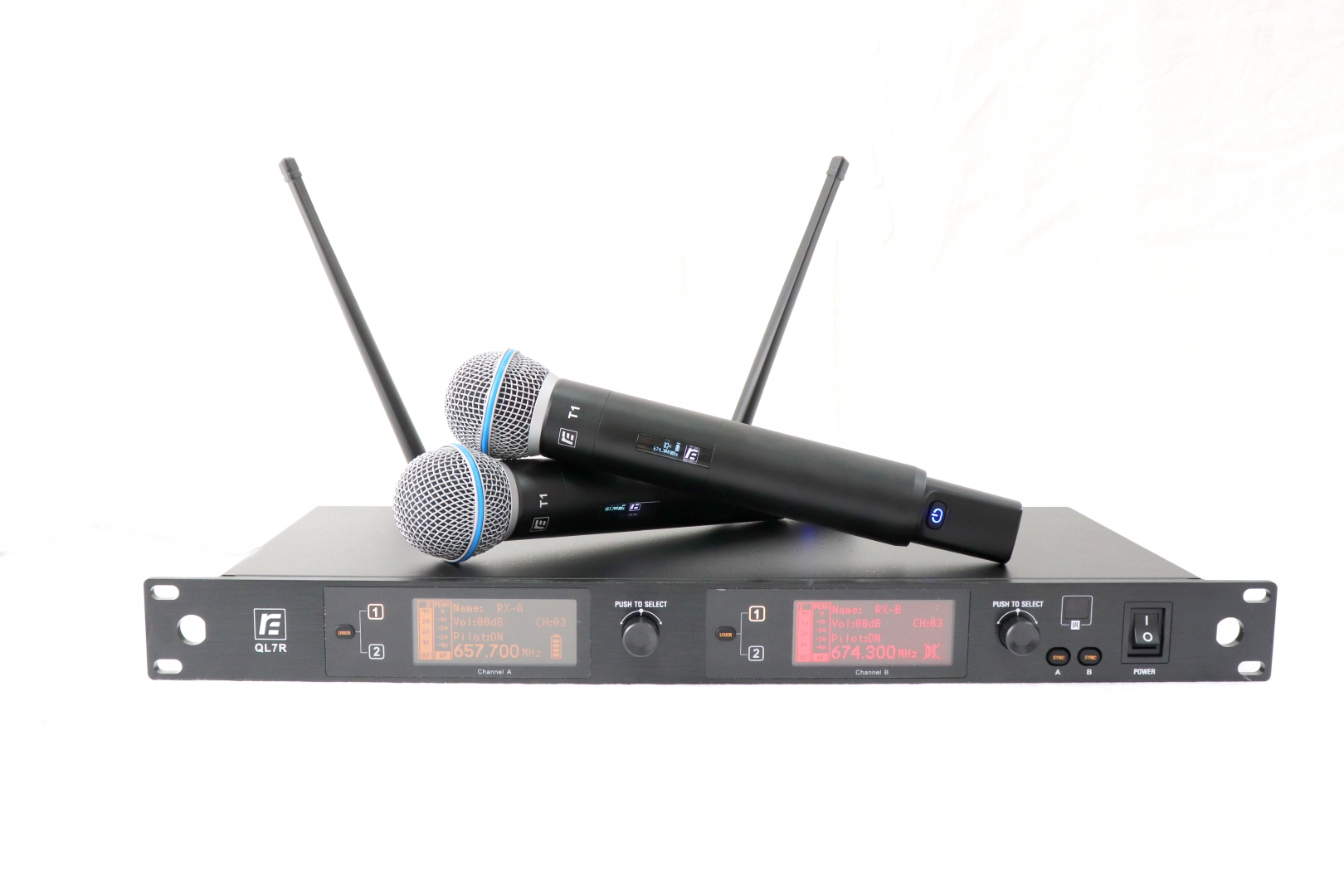RFIntell QL7R/T1-B 720,500-754,000 МГц 2-канальная радиосистема с 2-мя ручными микрофонами в Зеленограде