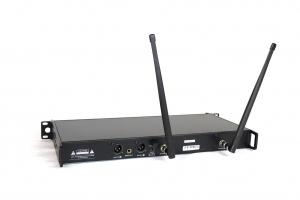 RFIntell QL7R/T1-B 720,500-754,000 МГц 2-канальная радиосистема с 2-мя ручными микрофонами в Зеленограде